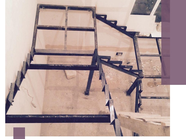 Монтаж лестниц на металлокаркасе в Калуге быстро и качественно