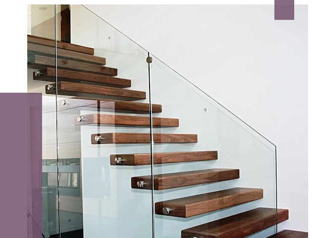 Стеклянные перила для лестницы в Калуге от 14665 руб.