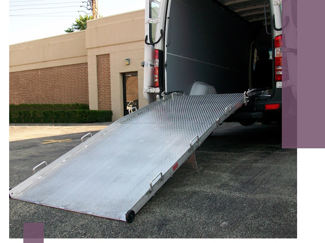 Мобильные пандусы в Калуге — производство, монтаж и аренда