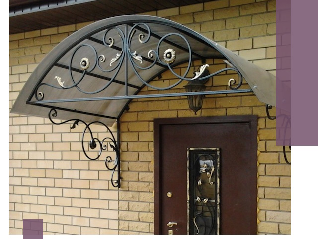 Изготовление козырьков из металла под ключ в Калуге