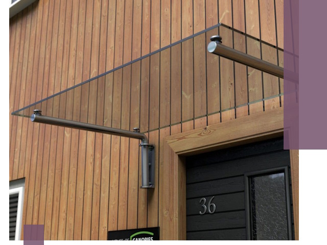 Стеклянные козырьки на входы и фасады в Калуге