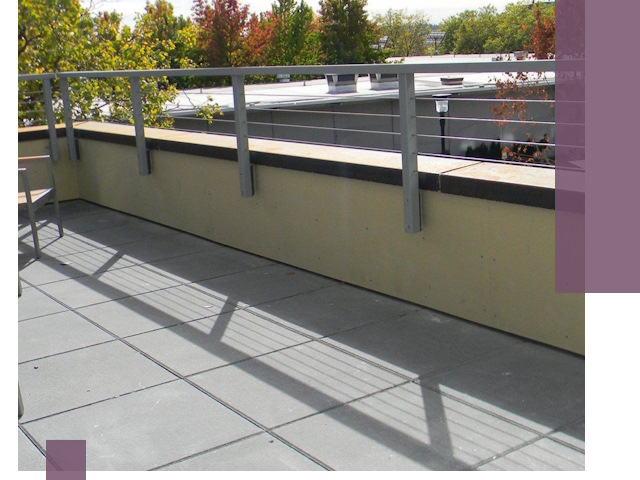 Металлические парапеты под ключ в Калуге: монтаж и изготовление